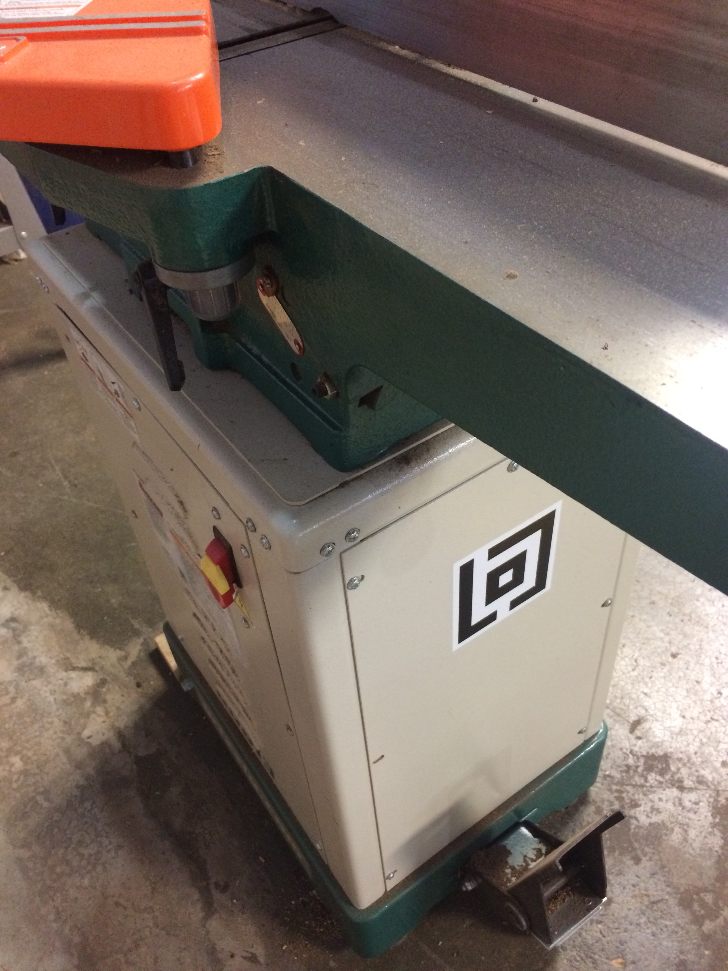 taller, loc, los originales contratistas, monterrey, interiores, diseño, design, interior, architecture, arquitectura, mural, pintura, instalacion, carpinteria, arte